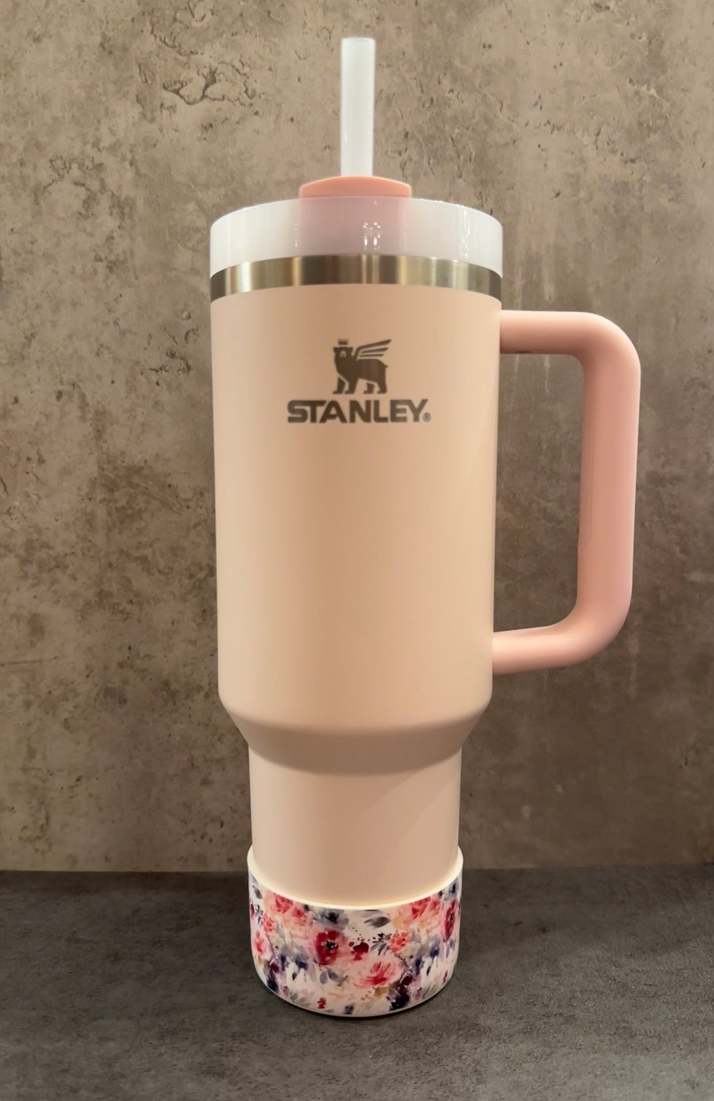 Farmhouse Floral - Silicone Stanley Tumbler Boot 20-40oz