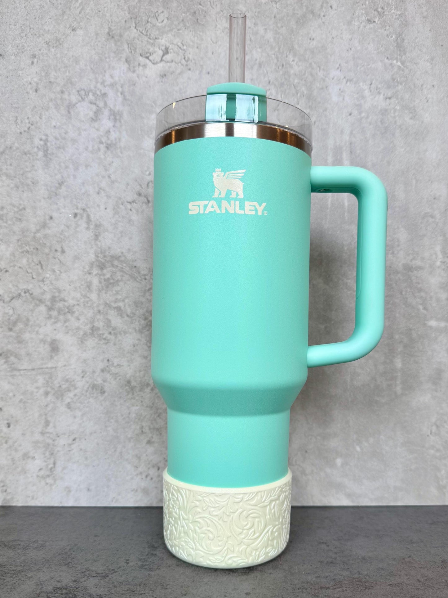 The Baroque Collection - Crème Shimmer - Silicone Tumbler Boot 20-40oz