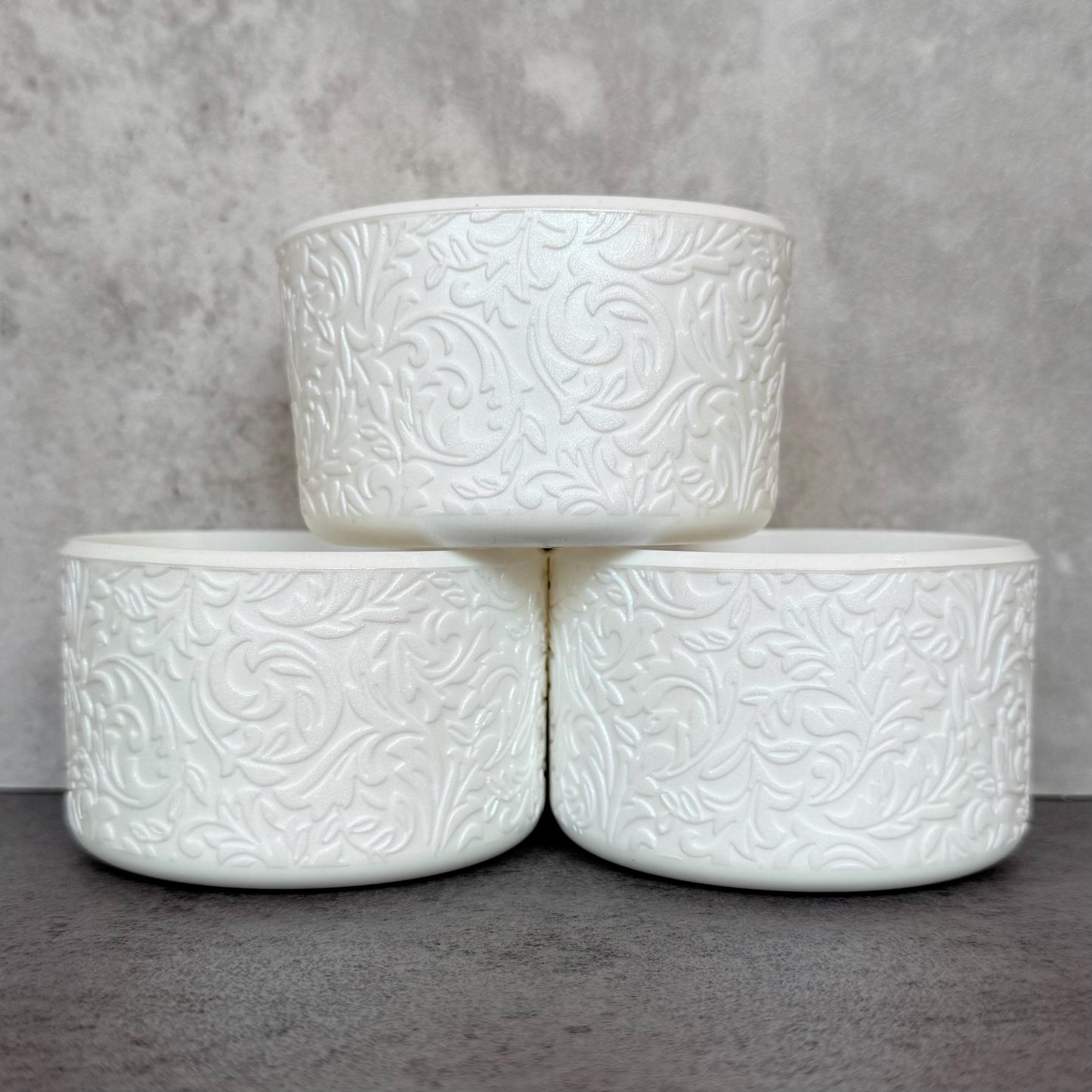 The Baroque Collection - Blanc Shimmer - Silicone Tumbler Boot 20-40oz