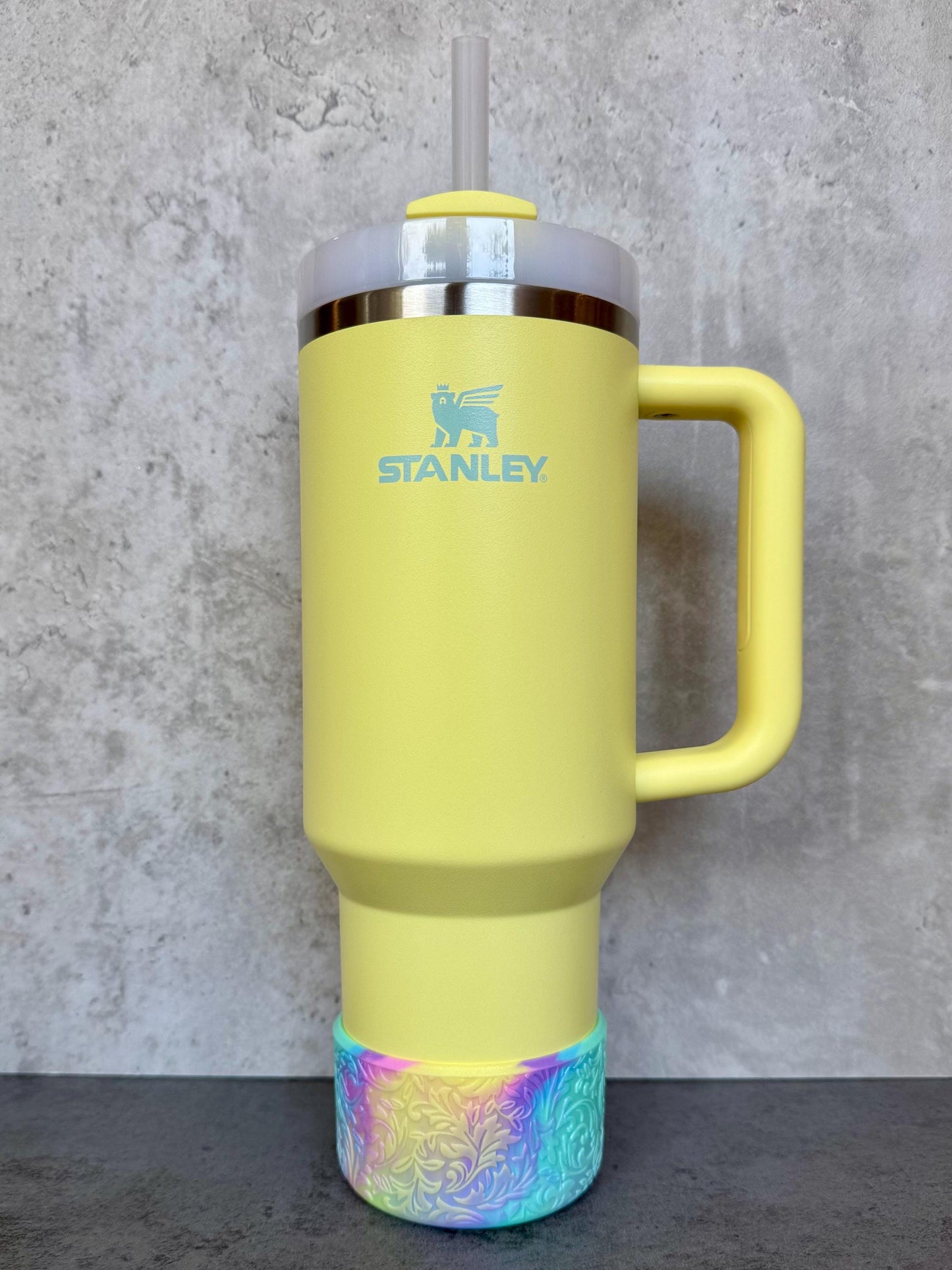 The Baroque Collection - Pastel Blend Shimmer - Silicone Tumbler Boot 20-40oz